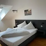 게스트하우스 Europarcs Woerthersee 3*