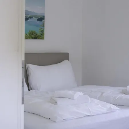 Πανσιόν Europarcs Woerthersee 3*
