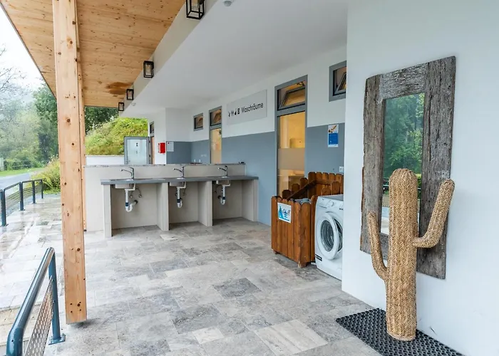 Europarcs Woerthersee בית הארחה