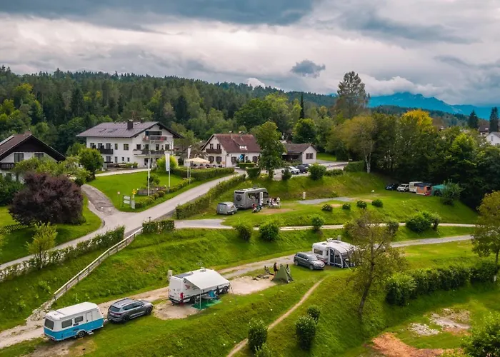 בית הארחה Europarcs Woerthersee 3*